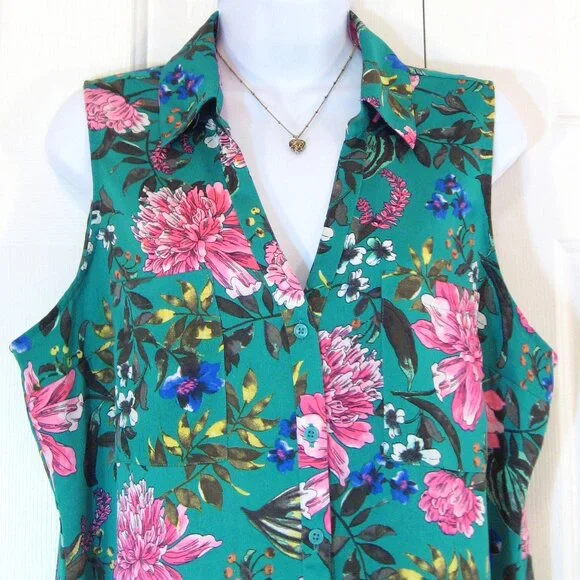 Express | Sleeveless Vibrant Floral Printed Portofino Shirt - Picture 3 of 9
